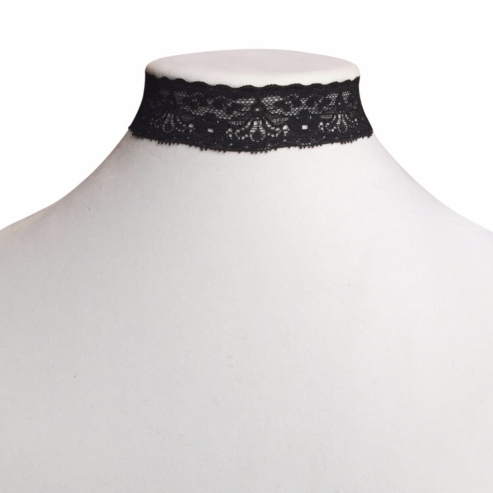 Bundle of 3 new chokers at one low price! - Picture 6 of 7